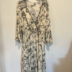 Floral maxi dress